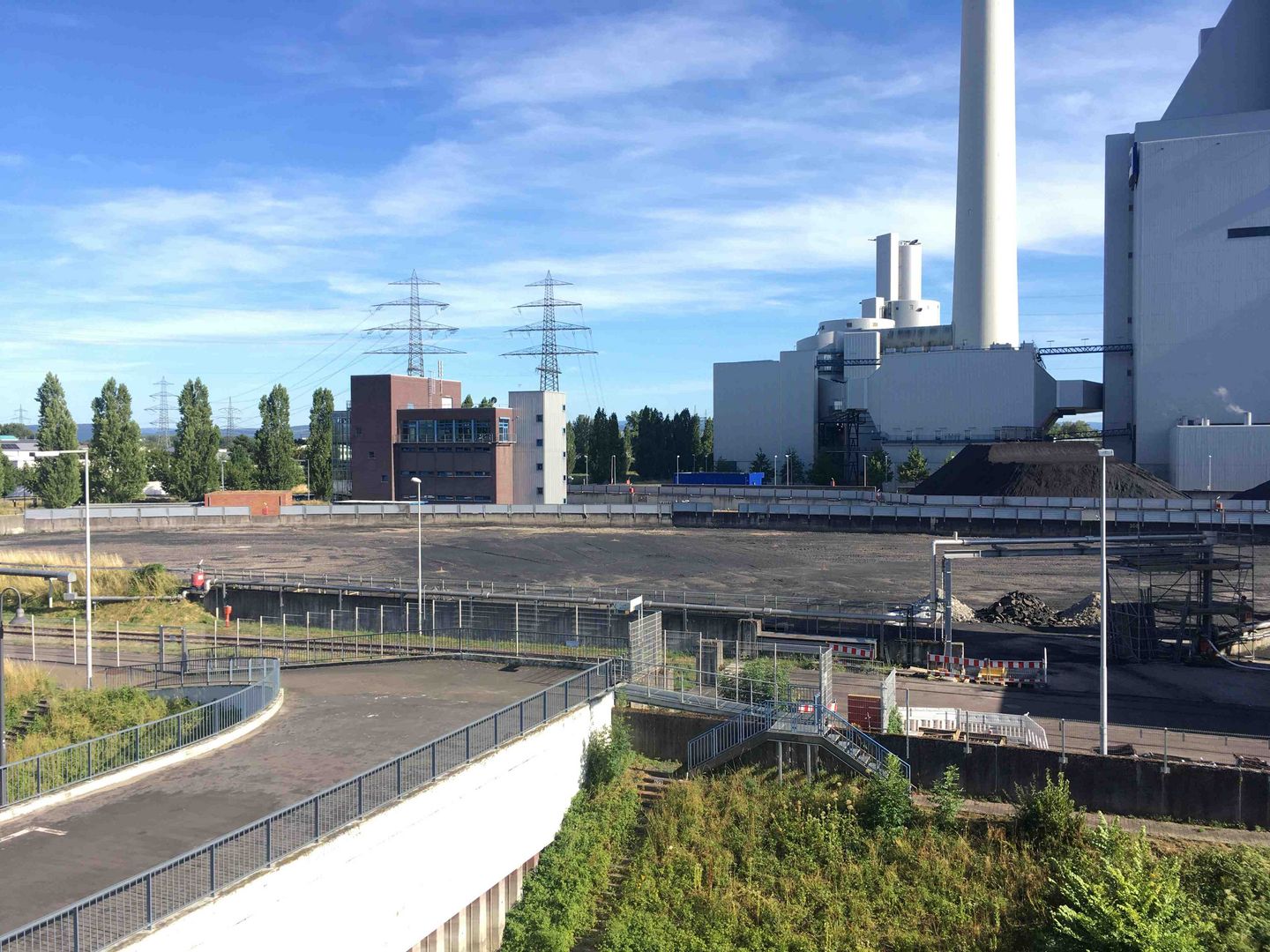 Abgeräumtes Kohlelager am RDK